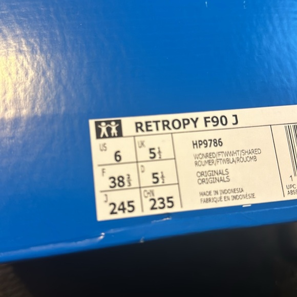 New adidas sneakers size 6 youth - new in box - Picture 6 of 6